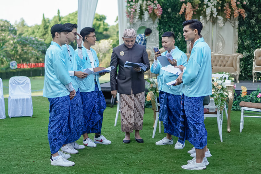 d’queen invitation