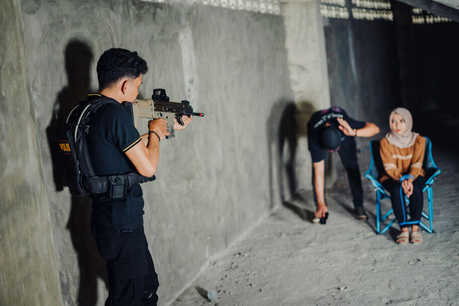 Tema pembebasan sandera 2