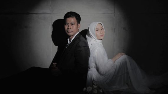 Findi & Rovel | Megan