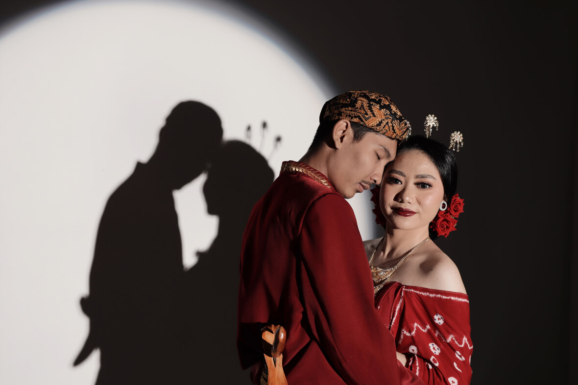 (PAGE 7) GALLERY SLIDE KE 2