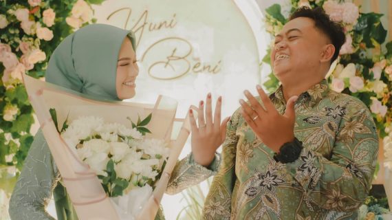 Beny & Yuni | Tessa Green