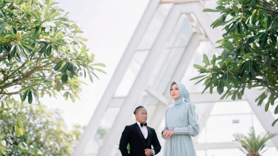 Riska & Anugerah | Megan
