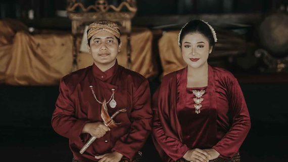 Aida & Bagas | Megan