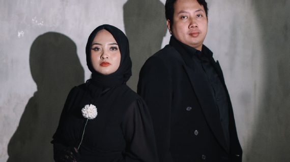 Riselda & Eki  | Megan