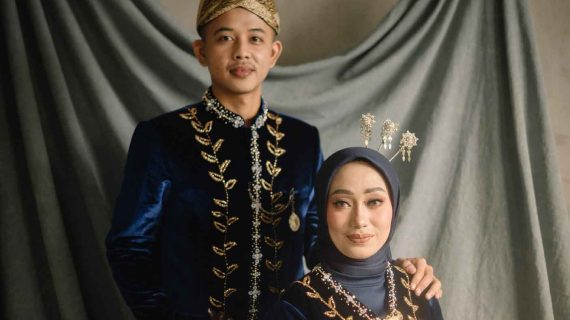 Ririn & Jakop  | mewa