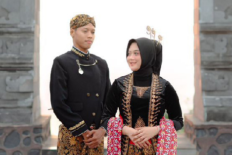 Azah & Elham  | Glamour