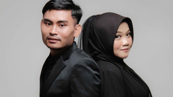 Tyas & Satrio  | Glamour