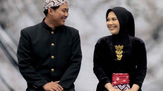 Tia & Bagas | Glamour