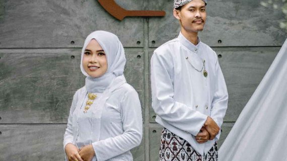 Yozzie & Setiono | mewa