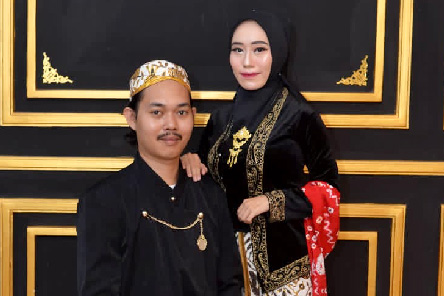 Mila & Zulfa | Glamour