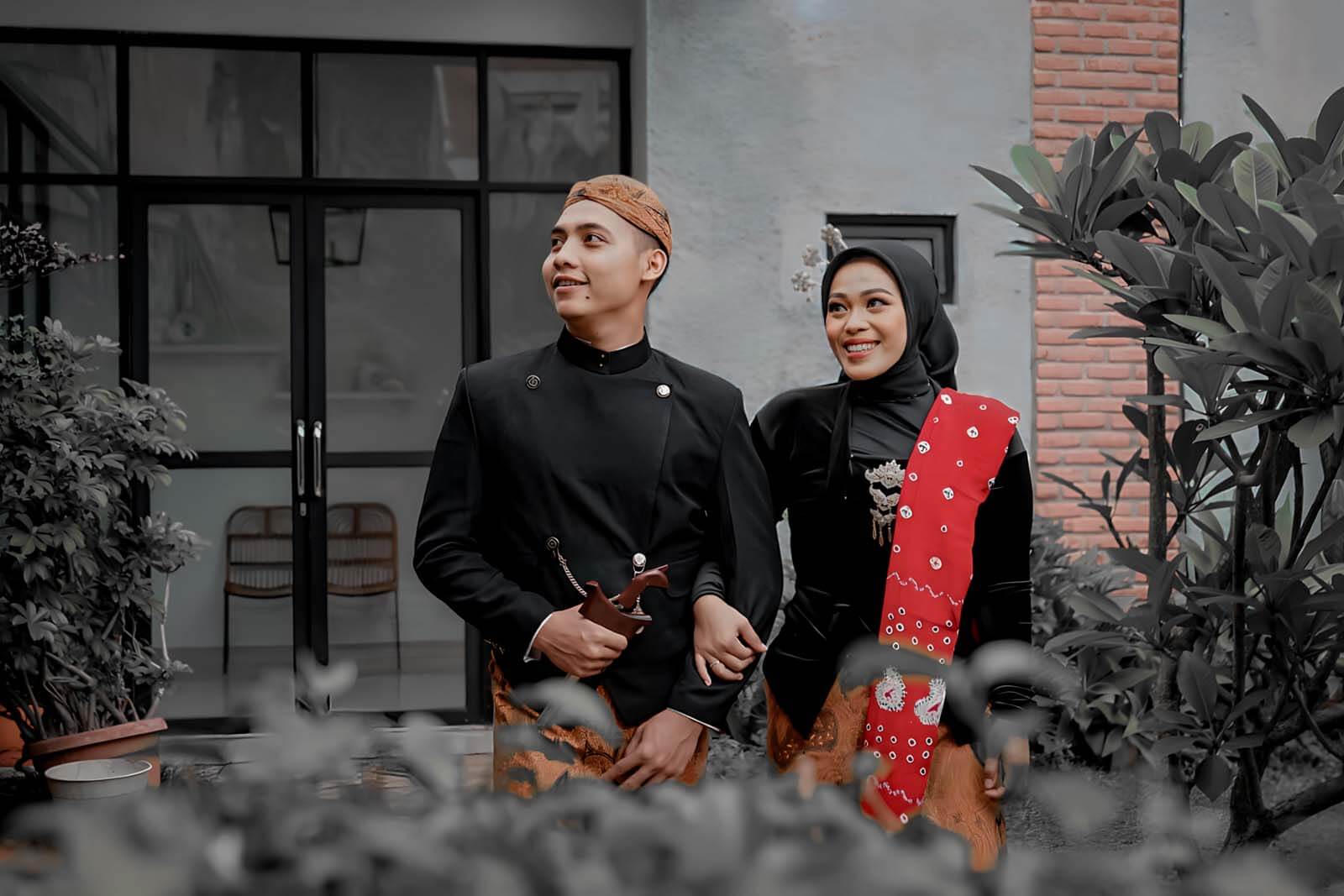 Our gallery (bagian bergerak)(2)