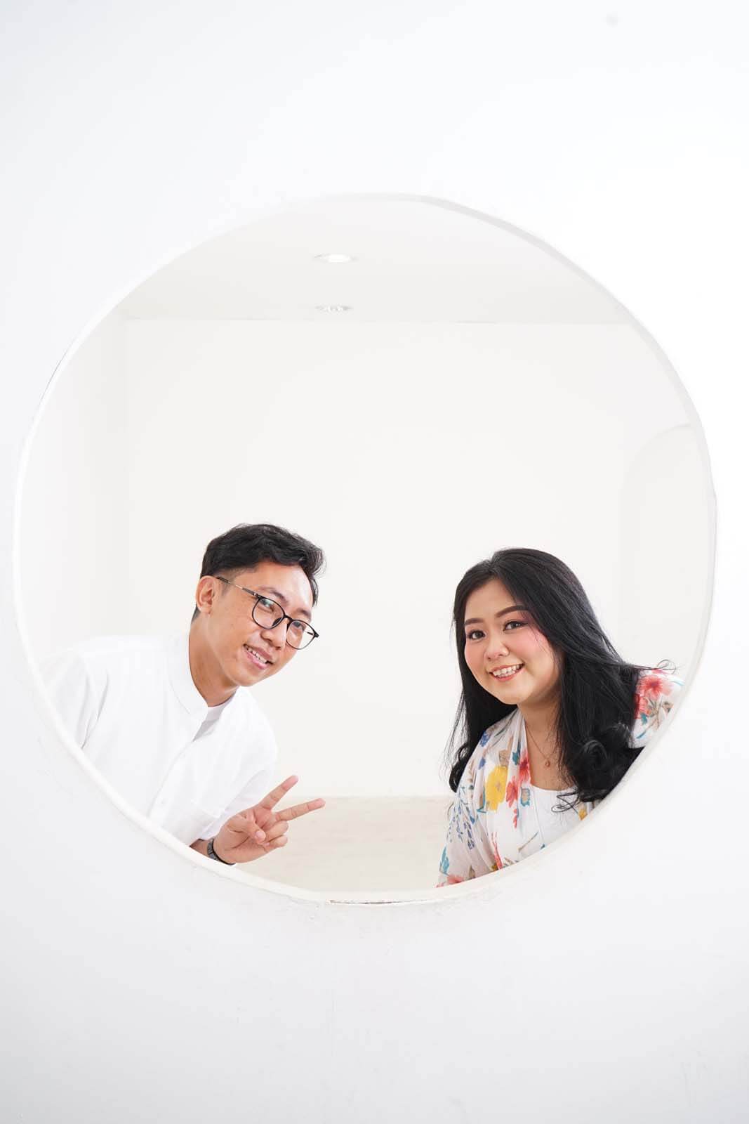 Pengganti video 2 dibuat foto move kesamping