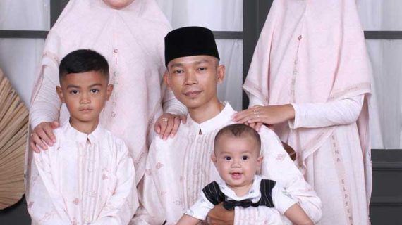 Khitan Syahrir | Luxy