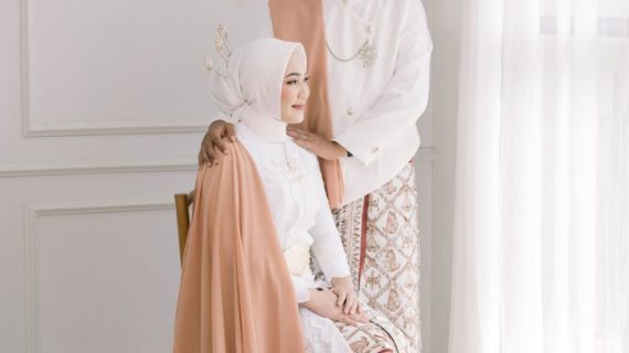 Dea & Zikri | Glamour