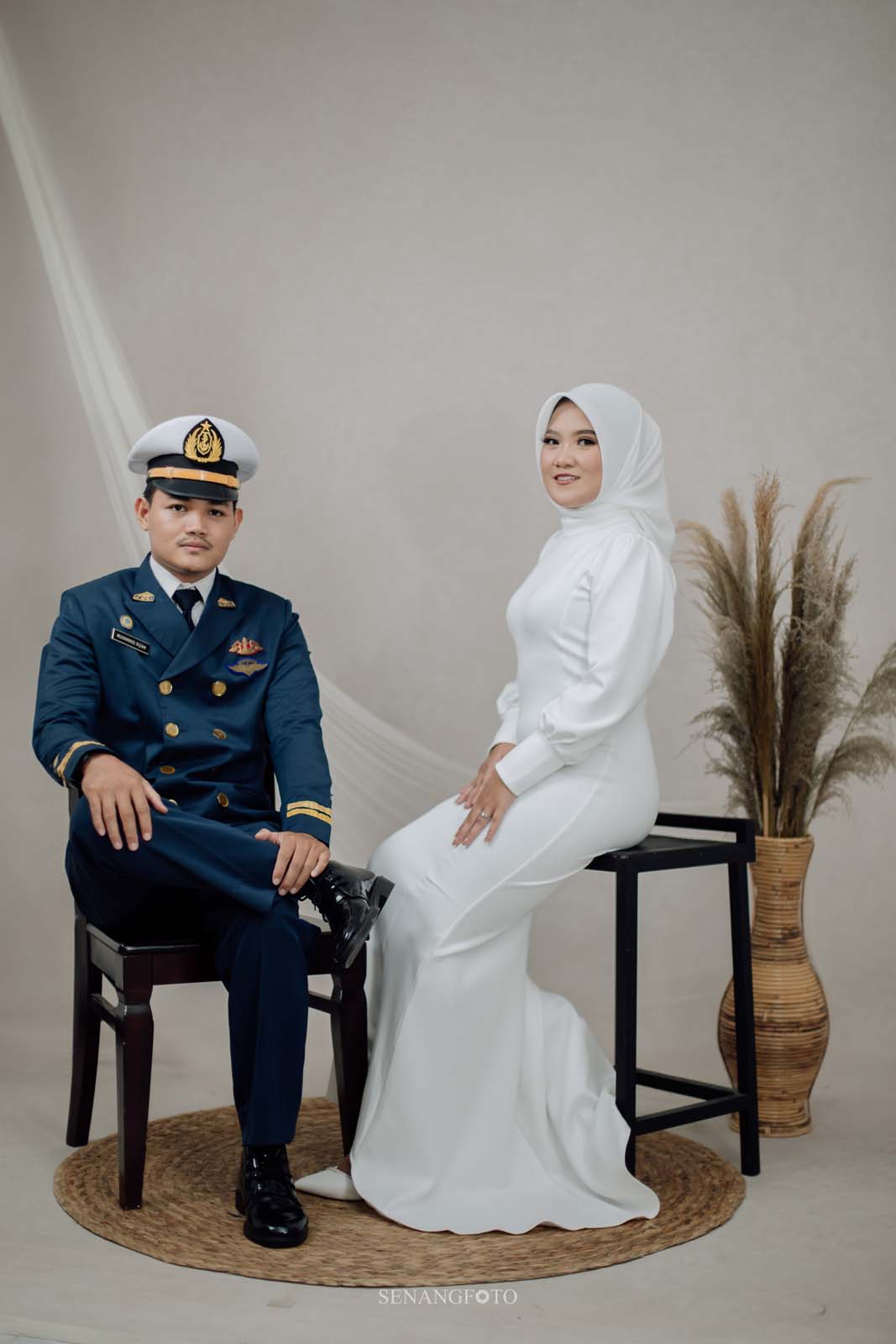 1. COVER + Slide 7 (backround galery) + urutan ke 3 di galery foto (slide 7)_1