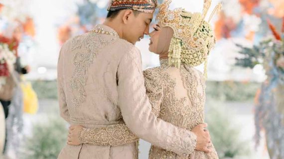 Ana & Fauzan | Megan