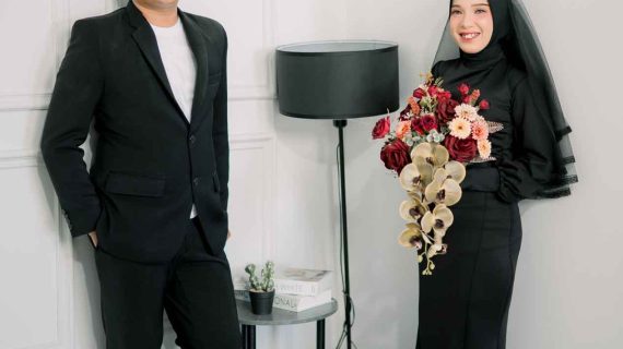 Dyah & Ahkam | Glamour