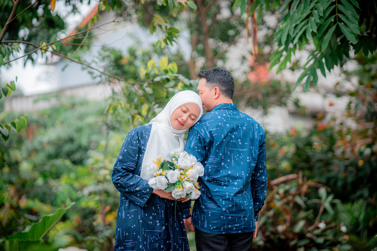 {"ARInfo":{"IsUseAR":false},"Version":"1.0.0","MakeupInfo":{"IsUseMakeup":false},"FaceliftInfo":{"IsChangeEyeLift":false,"IsChangeFacelift":false,"IsChangePostureLift":false,"IsChangeNose":false,"IsChangeFaceChin":false,"IsChangeMouth":false,"IsChangeThinFace":false},"BeautyInfo":{"SwitchMedicatedAcne":false,"IsAIBeauty":false,"IsBrightEyes":false,"IsSharpen":false,"IsOldBeauty":false,"IsReduceBlackEyes":false},"HandlerInfo":{"AppName":2},"FilterInfo":{"IsUseFilter":false}}