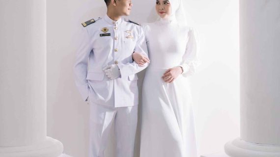Azura & Alfarozi | Glamour