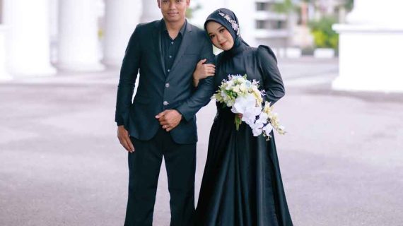 Desi & Futu | Glamour