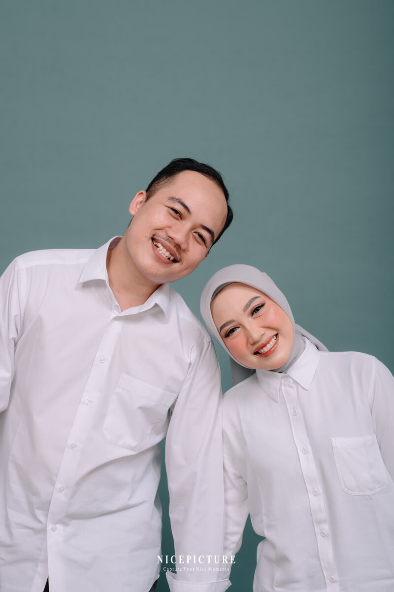 OUR GALLERY SLIDE(2)