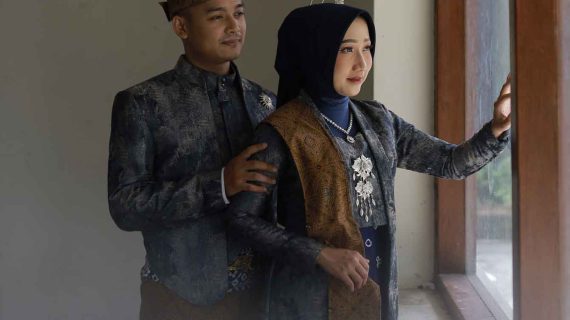 Khusnul & Aji | Glamour