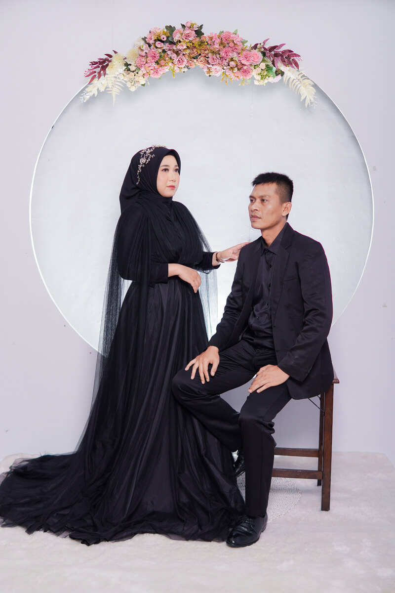 Halaman Ke 2 nama mempelai