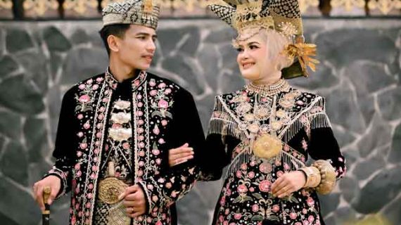 Indah & Rocky | Amara