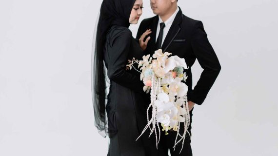 Tria & Bayu | Glamour