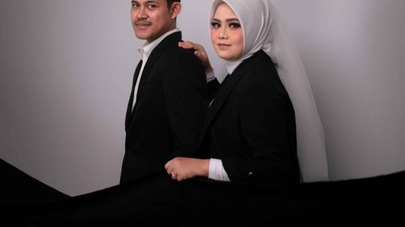 Mesyi & Fauzan | Glamour