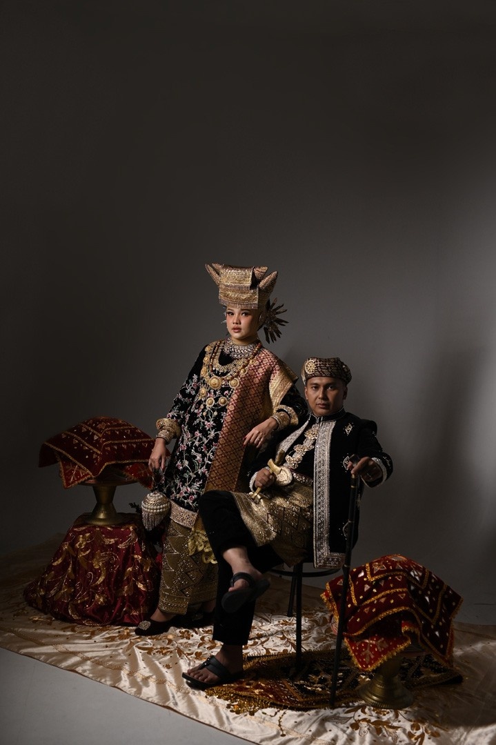 9811E378-B75C-4822-908A-B9FDF5742F31