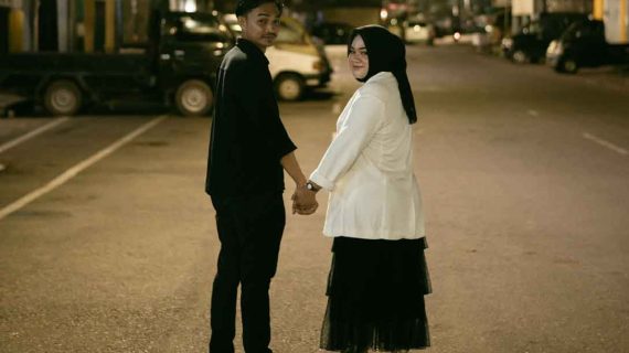 Evi & Fadzril | ALLURE