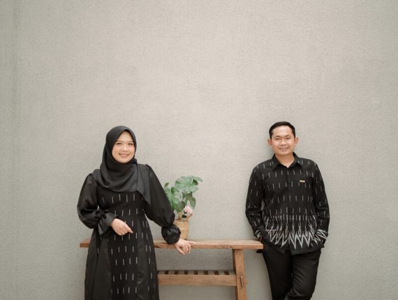 OUR MOMENT 5 16RP_ART00311